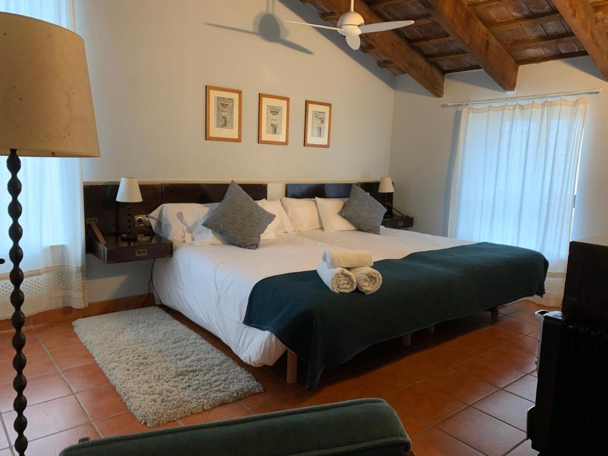 Can Ballus Bed&Breakfast Tiana Exterior photo